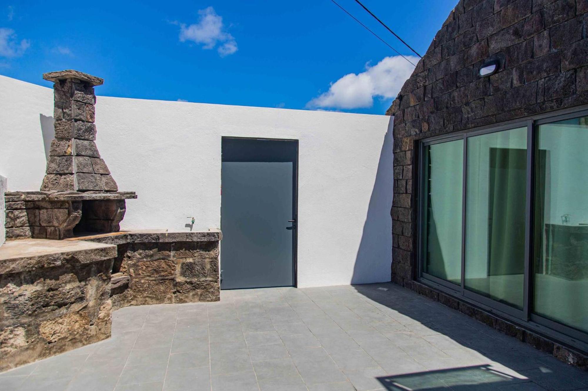 Mosteiros Beach House Екстер'єр фото